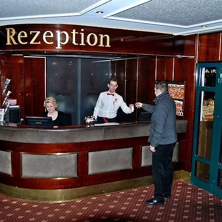 فندق Grossfeld 4*