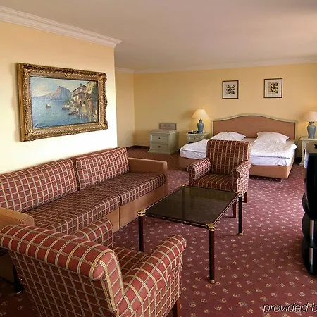 Grossfeld 4* باد بينثيم