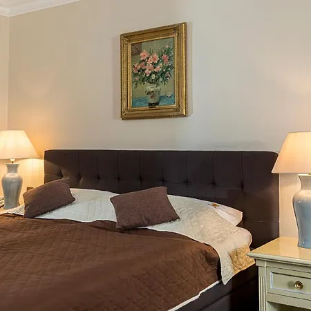 فندق Grossfeld 4*